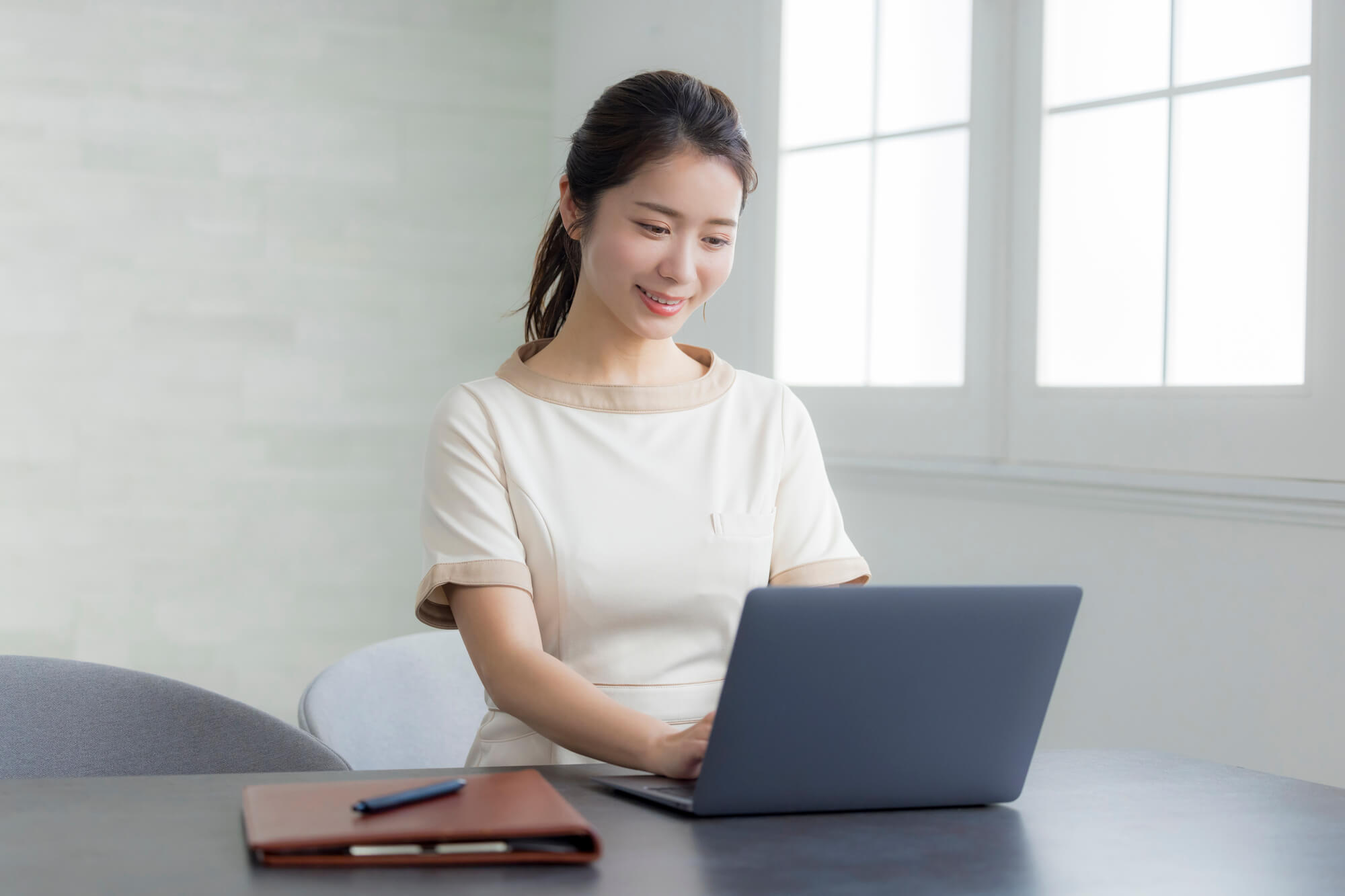 補助金・助成金制度の情報を収集する方法